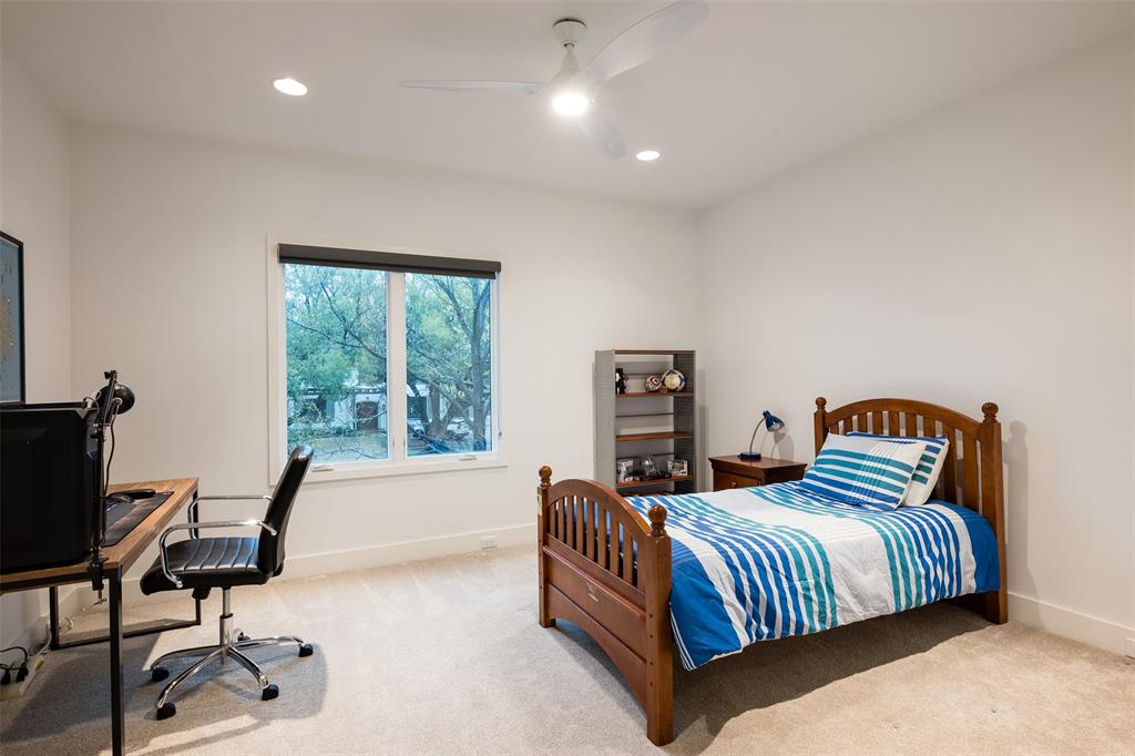 Royal Crest 03 - Residential