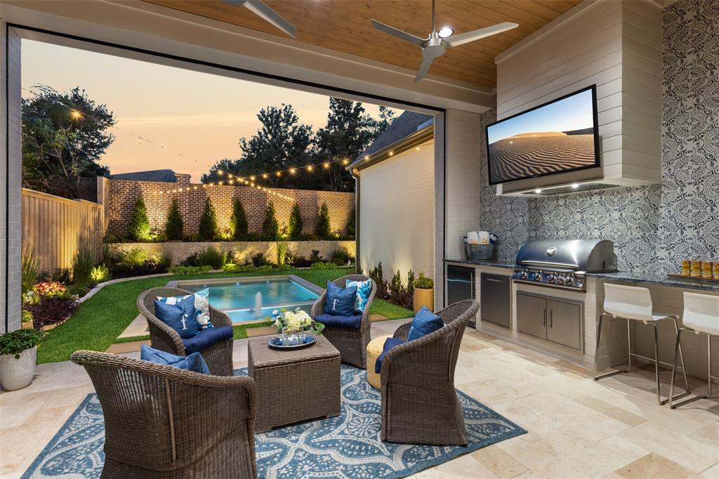 Lawn Glen Abbey - Residential
