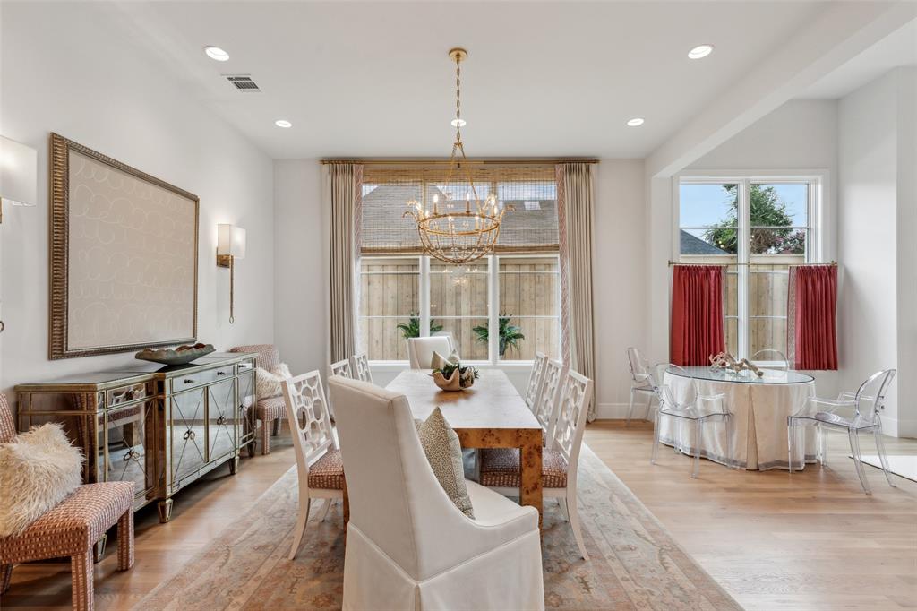 Lawn Glen Abbey - Residential