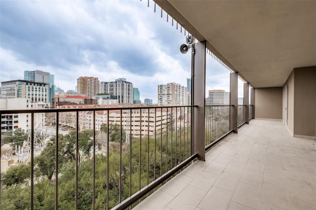 Park Towers - Residential