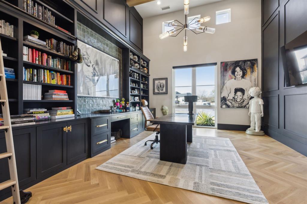 Hidden Creeks Pointe - Residential