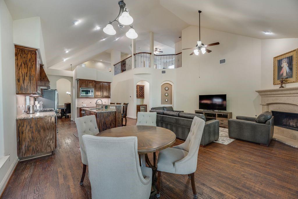 Serene Villas Of Keller - Residential