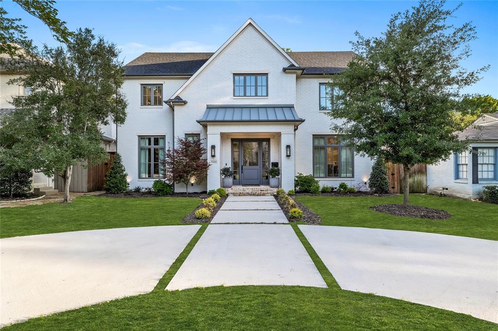 Exquisite custom-built home by Charles A. Barnett III. This 5 bedrm, 5.1 bathrm home harmoniously combines sophisticated style with unbeatable comfort, making you feel right at home. An open floor plan featuring premium finishes, set the stage for an inviting ambiance. The first floor includes a study, powder room, formal dining and expansive living areas. Indulge in top-of-the-line features throughout the home, including quartzite countertops, state-of-the-art Wolf and Sub Zero appliances, masonry fireplaces, all meticulously crafted with attention to detail. The second floor includes a spacious primary suite, bright ensuite bath w modern finishes, dual vanities and dual closets. 4 more bedrooms with ensuite bathrooms, a versatile flex space, could be utilized as a game room or theater. The backyard w sparkling pool, covered patio w brick fireplace is perfect for intimate evenings or lively gatherings with friends. Take this opportunity to make this incredible dream home a reality!