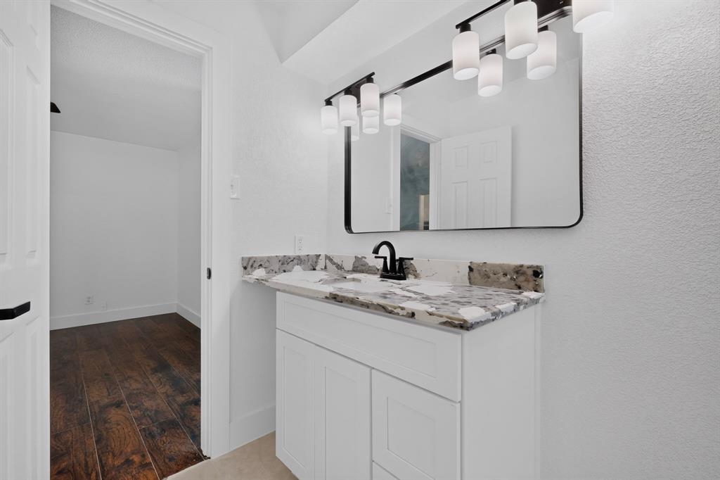 Glen Oaks - Residential