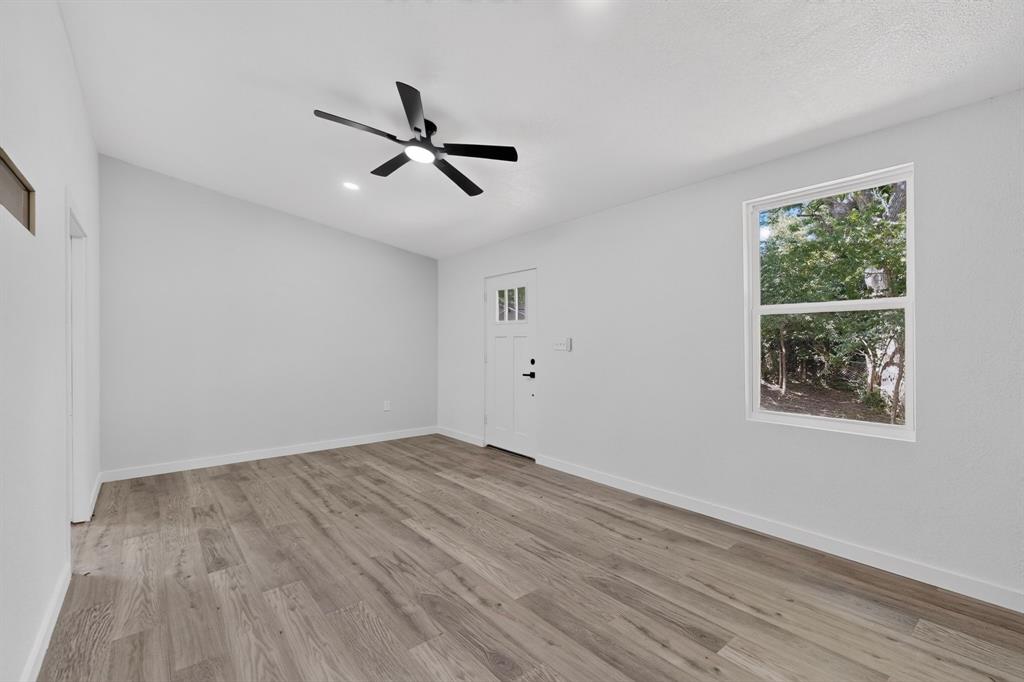Glen Oaks - Residential