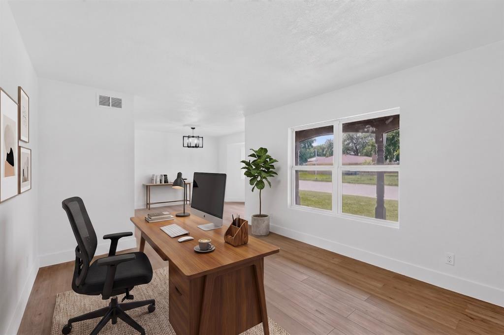 Glen Oaks - Residential