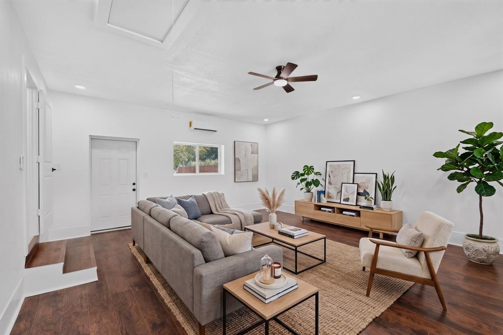 Glen Oaks - Residential