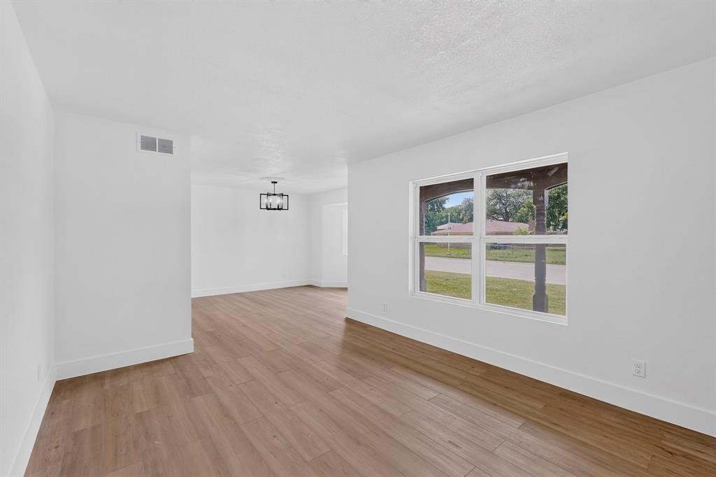 Glen Oaks - Residential