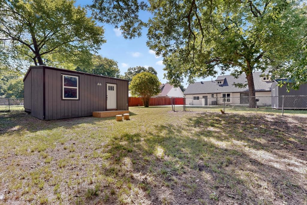 Glen Oaks - Residential