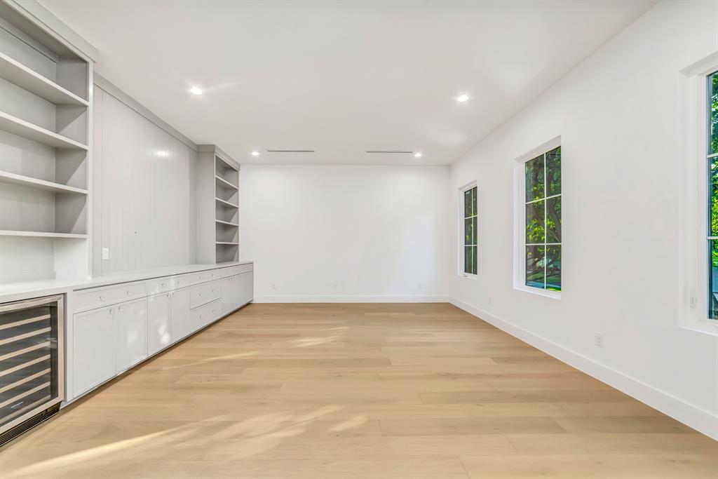 Broadvu Add - Residential