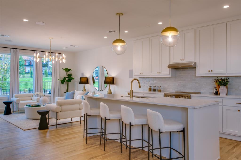 Lakeside - Residential
