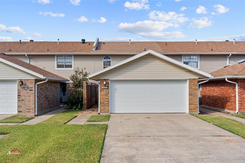 Bocage North Twnhs Sub - Residential