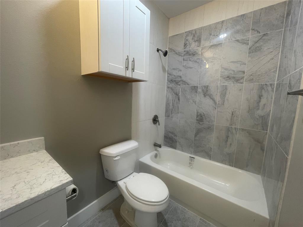 Oak Trail Shores Sec E - Residential