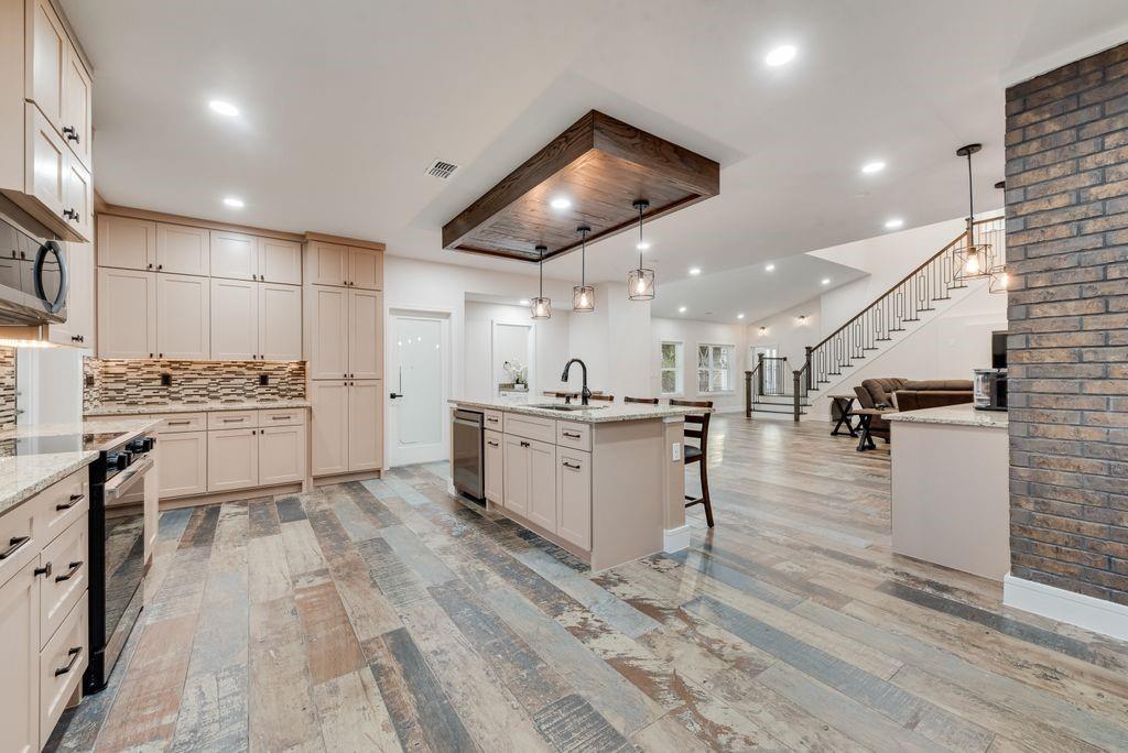 Bbb & Crr - Residential