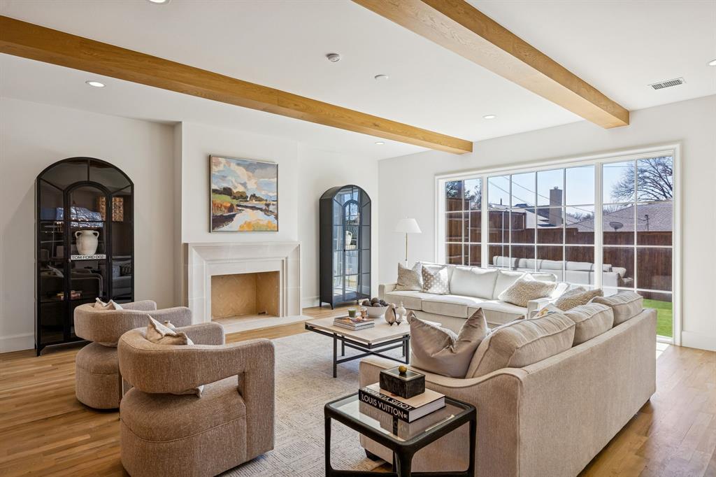White Rock Bluffs - Residential