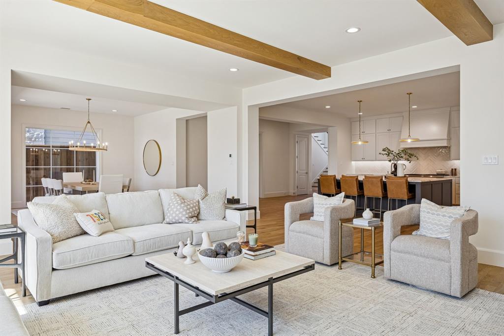 White Rock Bluffs - Residential
