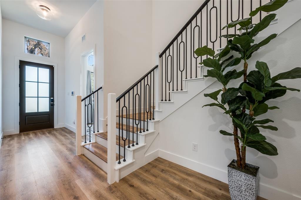 Roanoak Grove - Residential