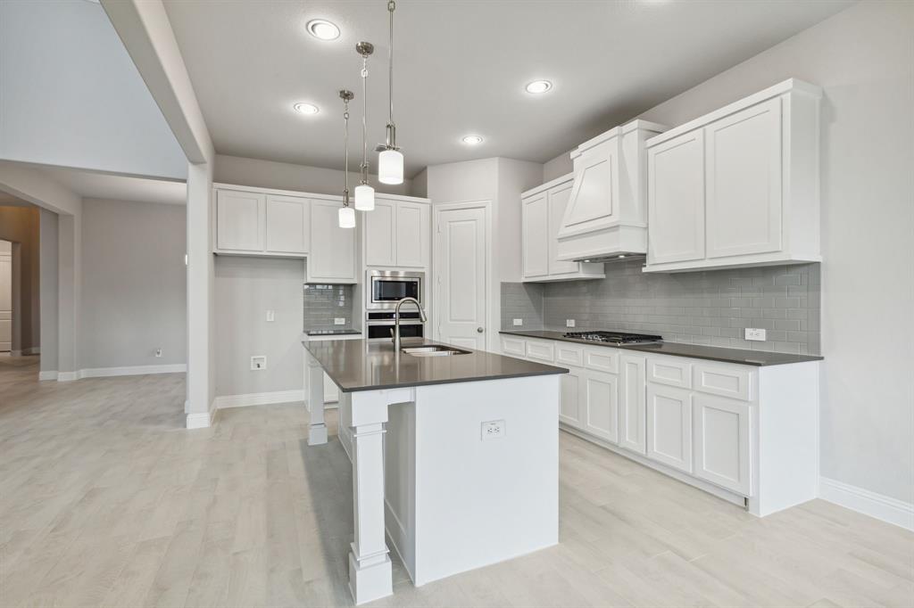 Breezy Hill - Residential