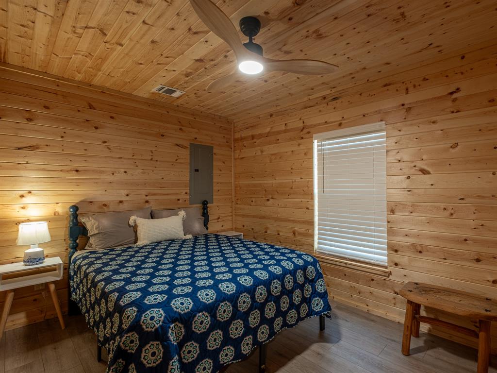 Williamson Cabin - Residential