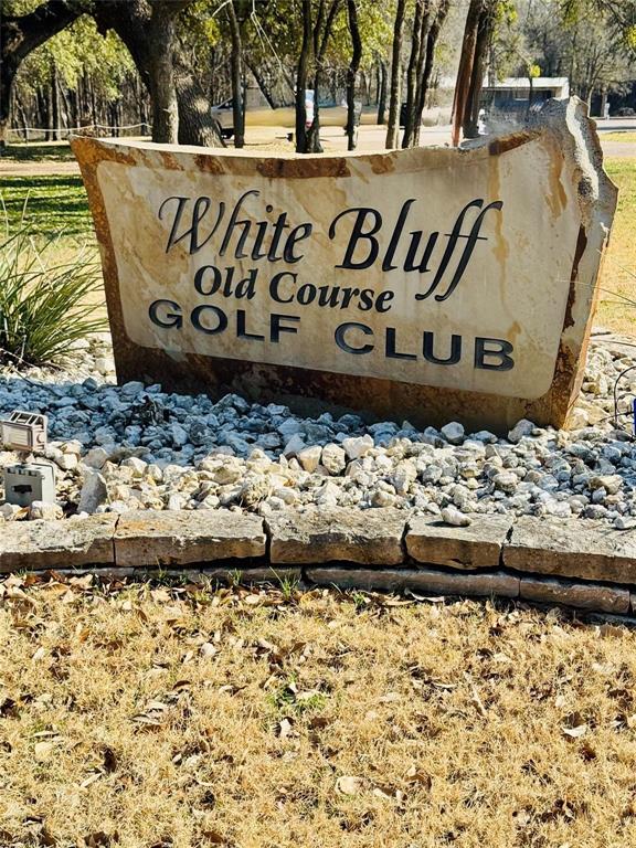 White Bluff #11 - Land