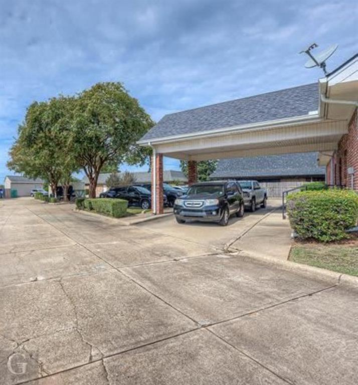 South Broadmoor Sub - Commercial Sale