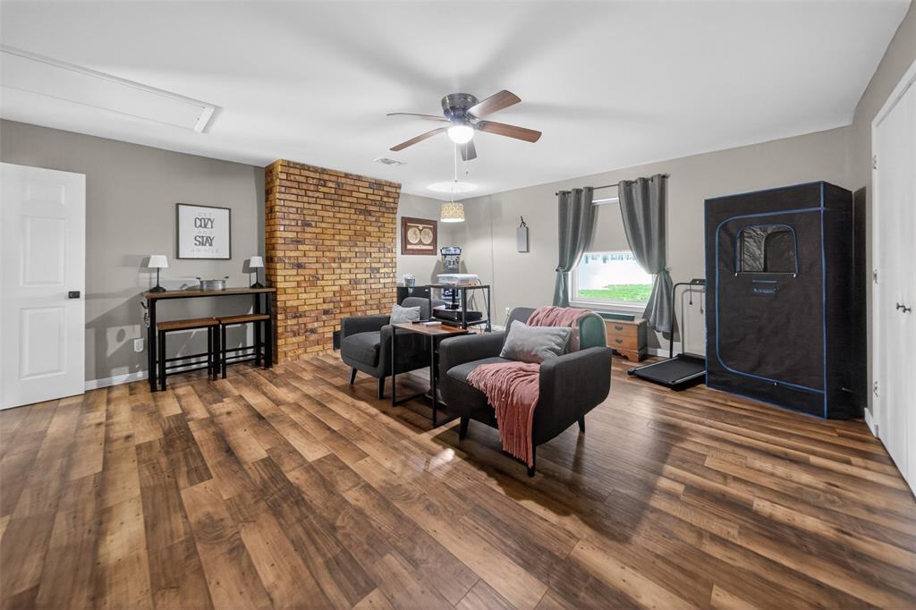 WM BLACK - Residential