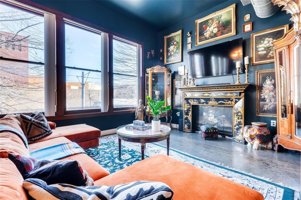 Live Oak Lofts Condo - Residential