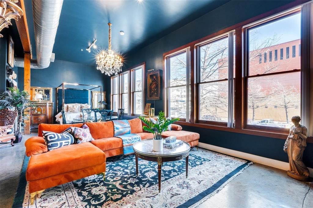 Live Oak Lofts Condo - Residential