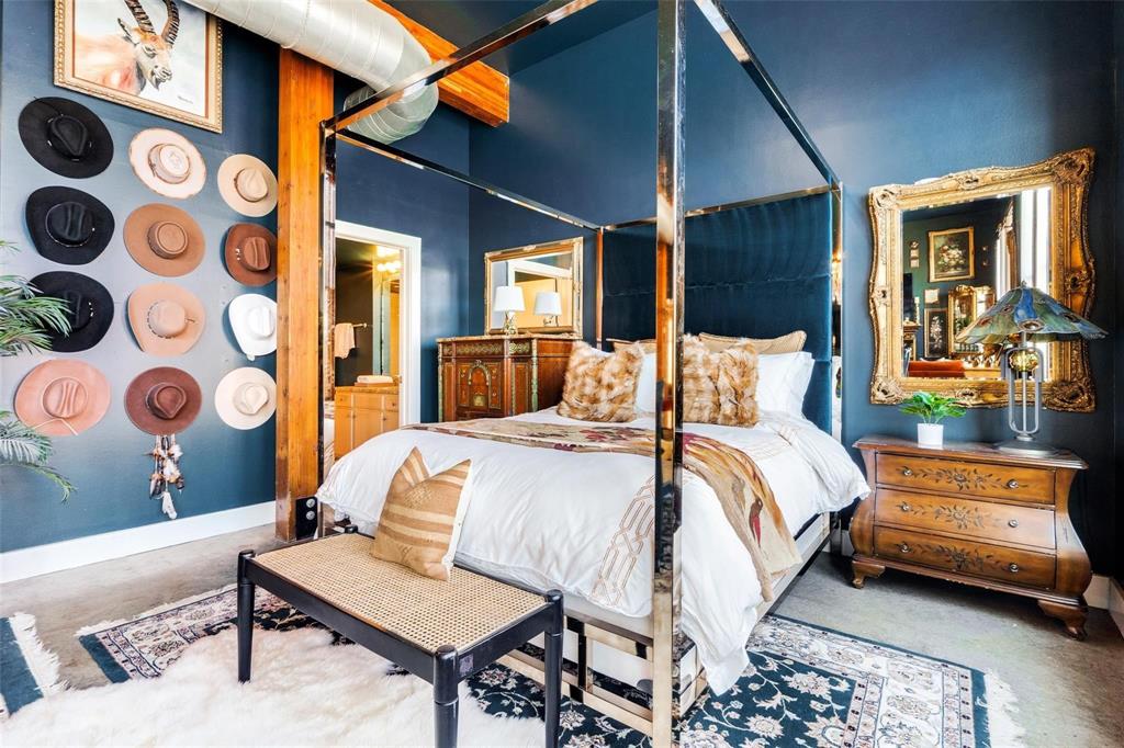 Live Oak Lofts Condo - Residential