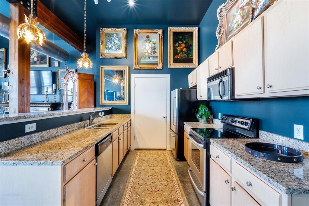 Live Oak Lofts Condo - Residential