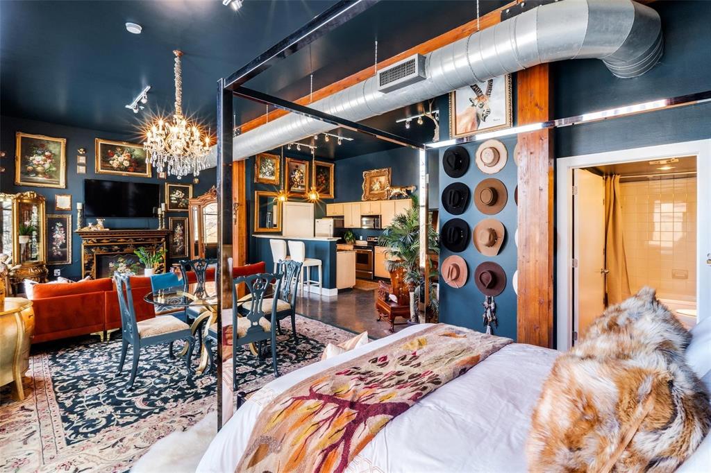 Live Oak Lofts Condo - Residential