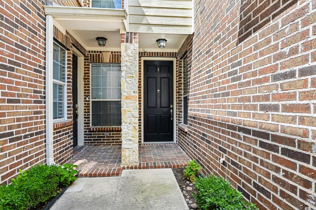 Villas At Coppell Twnhms - Residential