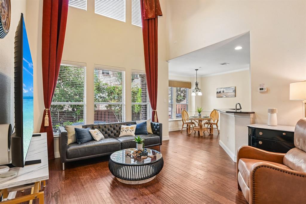 Villas At Coppell Twnhms - Residential