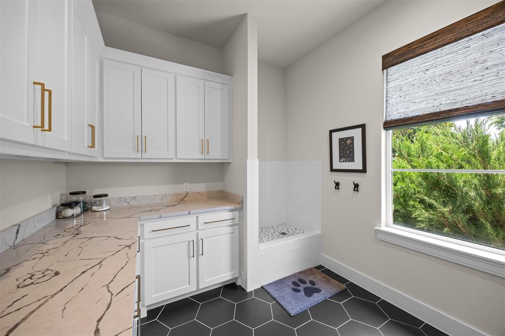 Hidden Creeks Pointe - Residential