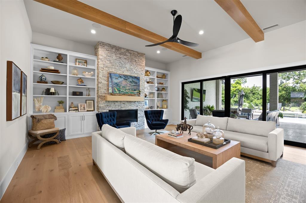 Hidden Creeks Pointe - Residential