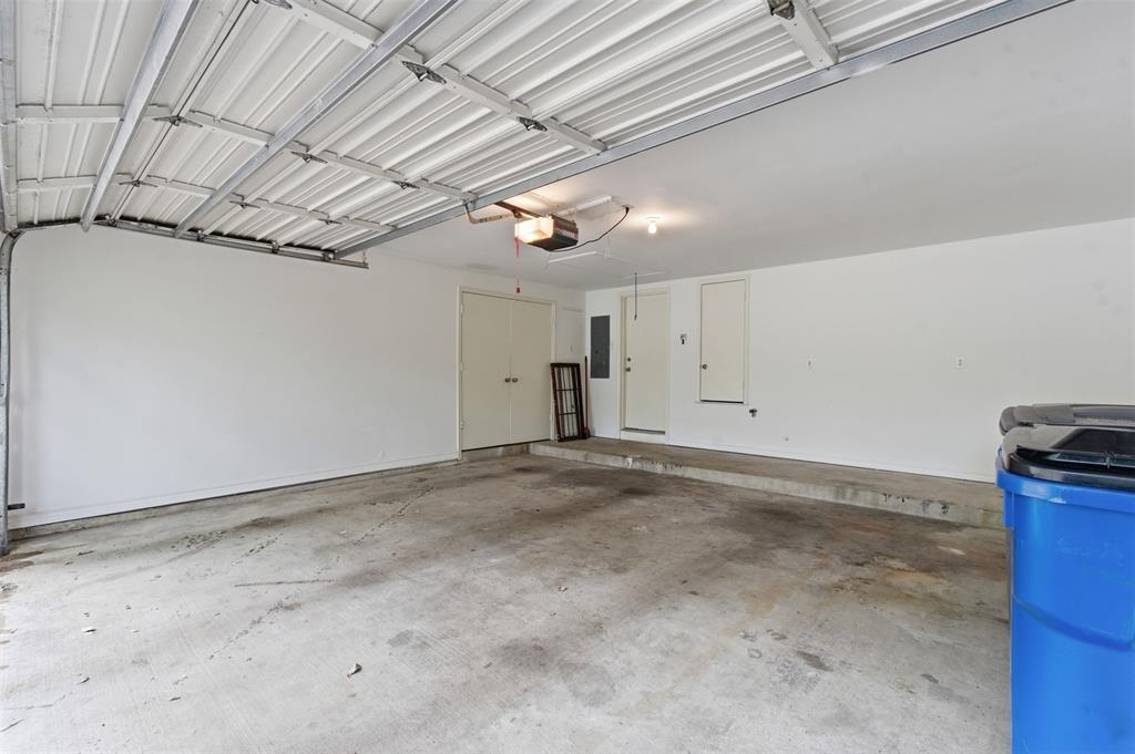 Lakes of Bent Tree Condo - Residential