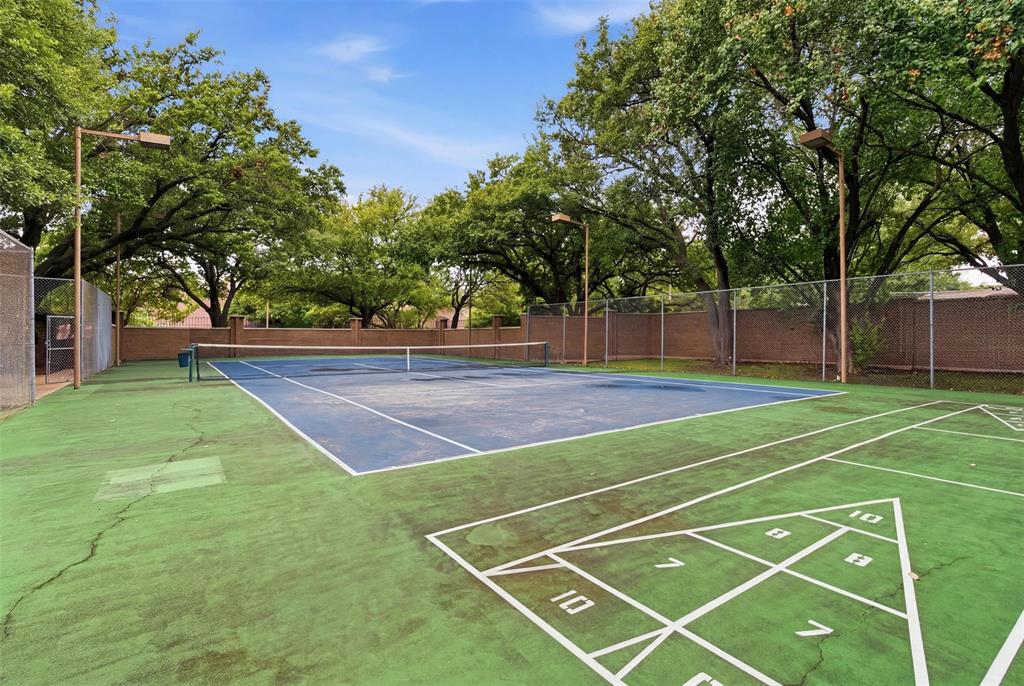 Lakes of Bent Tree Condo - Residential