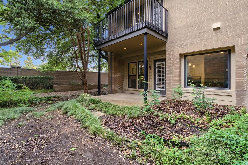 Lakes of Bent Tree Condo - Residential