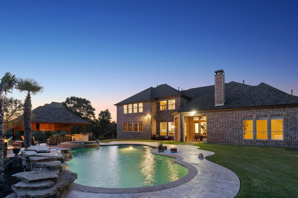Bella Lago - Residential