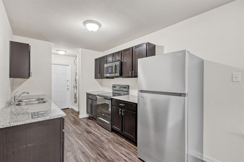 Pelican Bay Tenth Filing - Residential