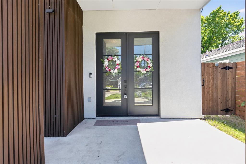 Homestead Manor - Residential
