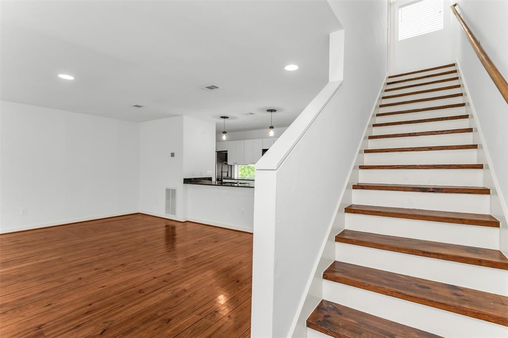 Caddo Street Twnhms - Residential