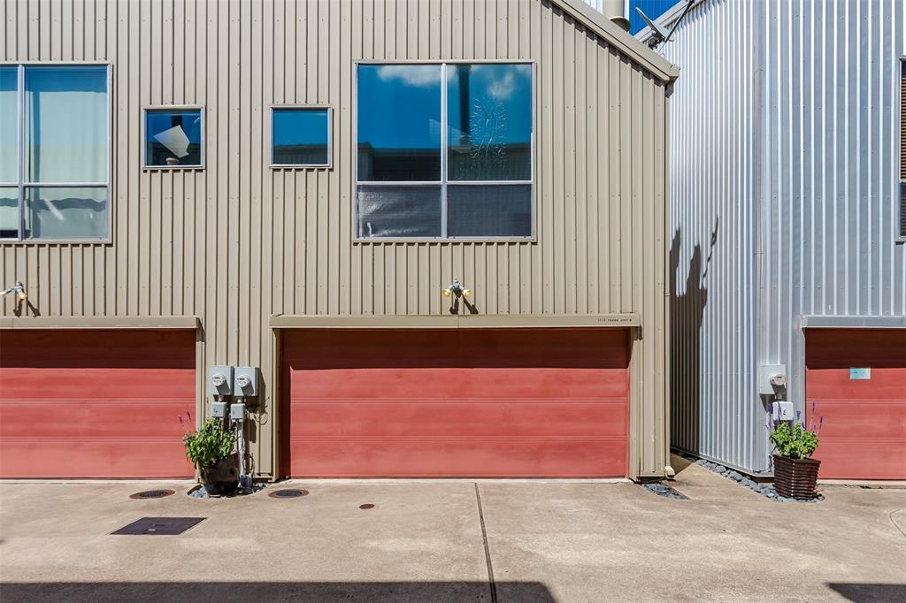 Caddo Street Twnhms - Residential