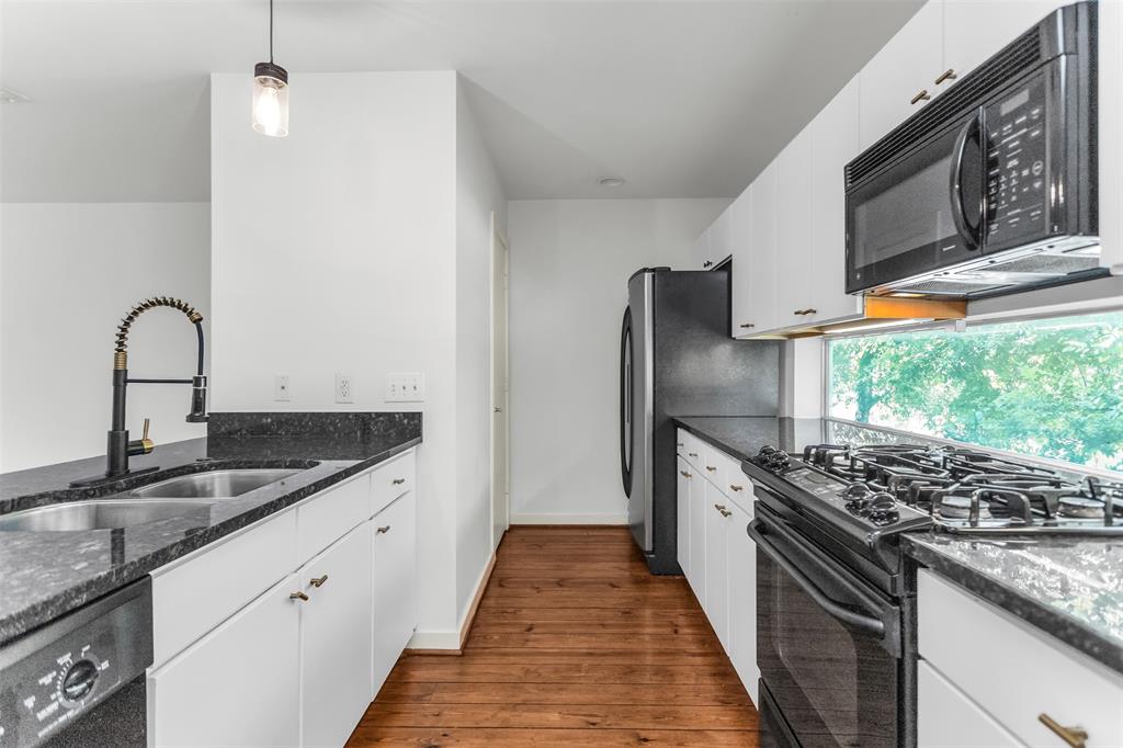 Caddo Street Twnhms - Residential