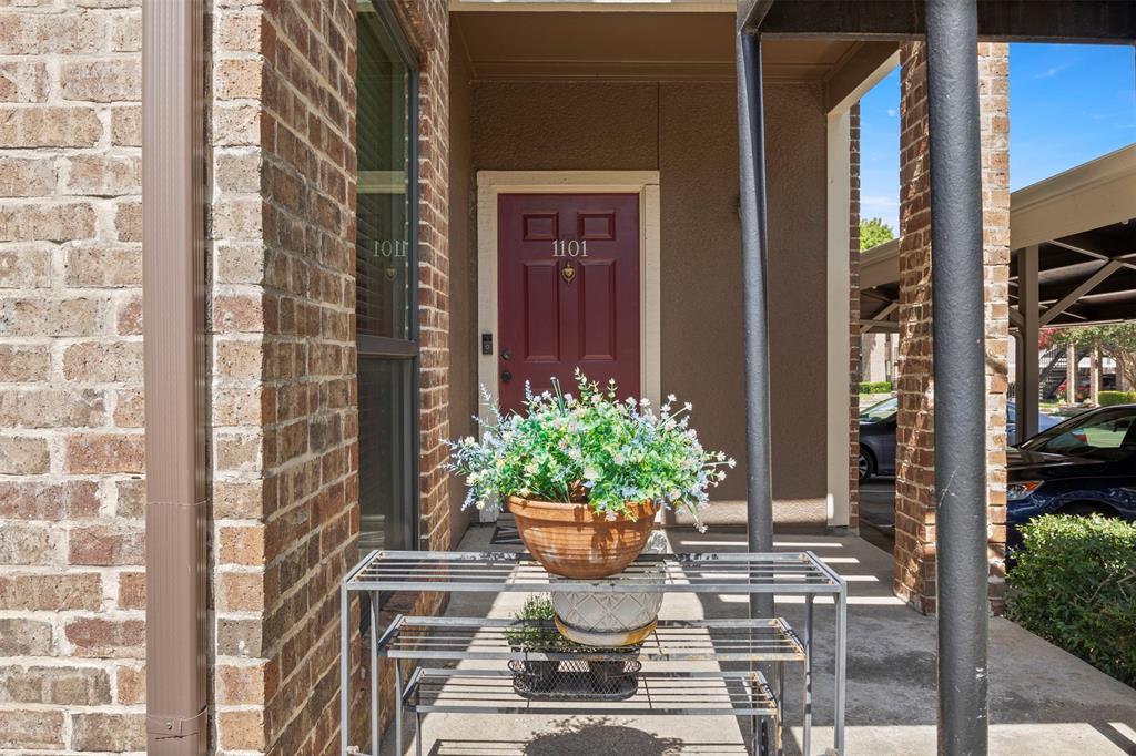 Cobblestone Square - Residential