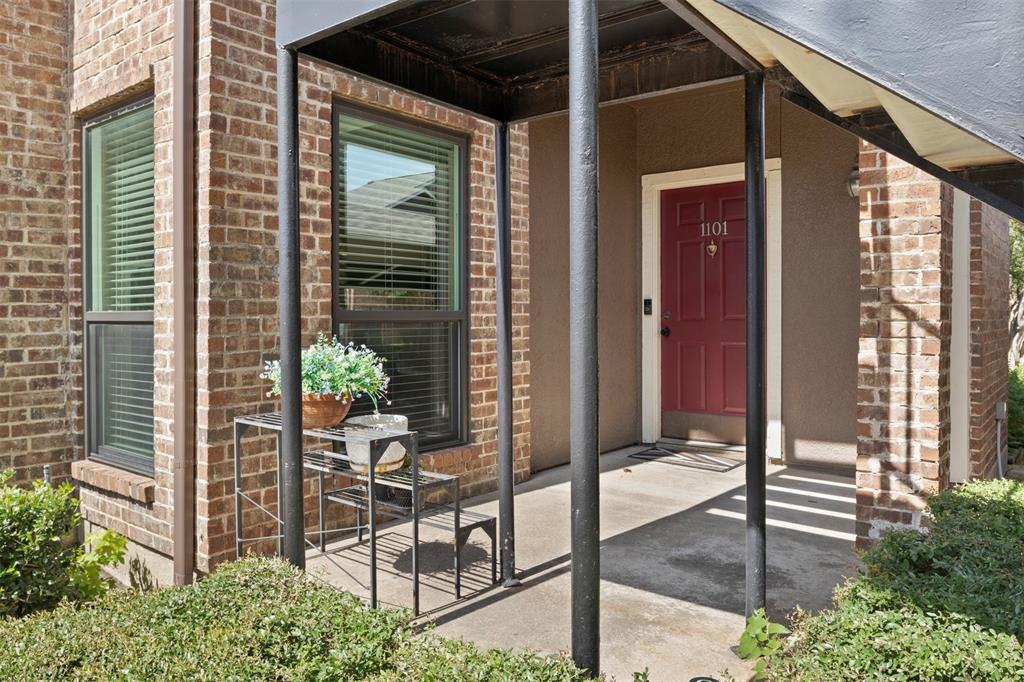 Cobblestone Square - Residential