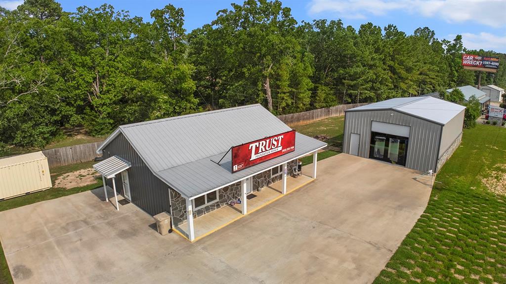 Fairway Bus Park - Commercial Sale