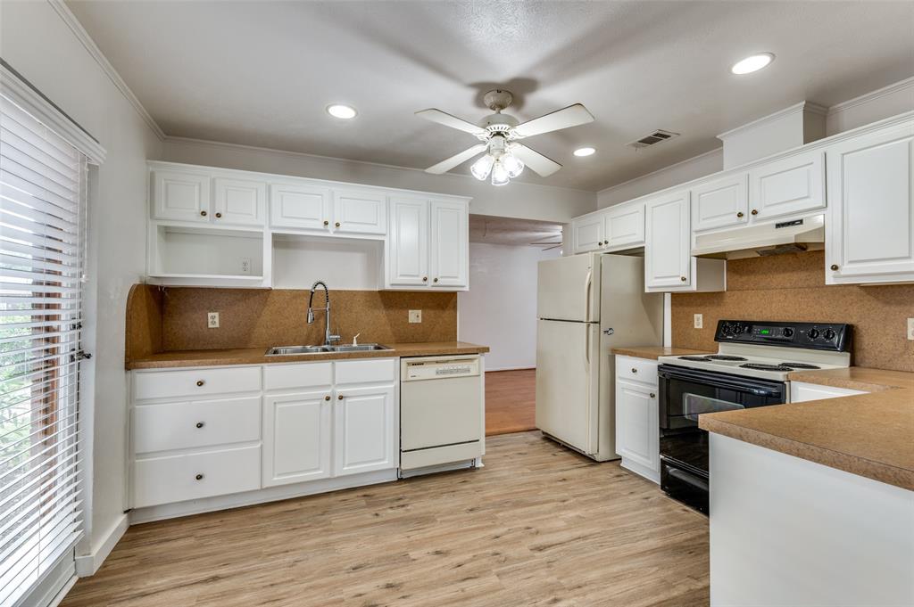 Fairlane Park - Residential Lease