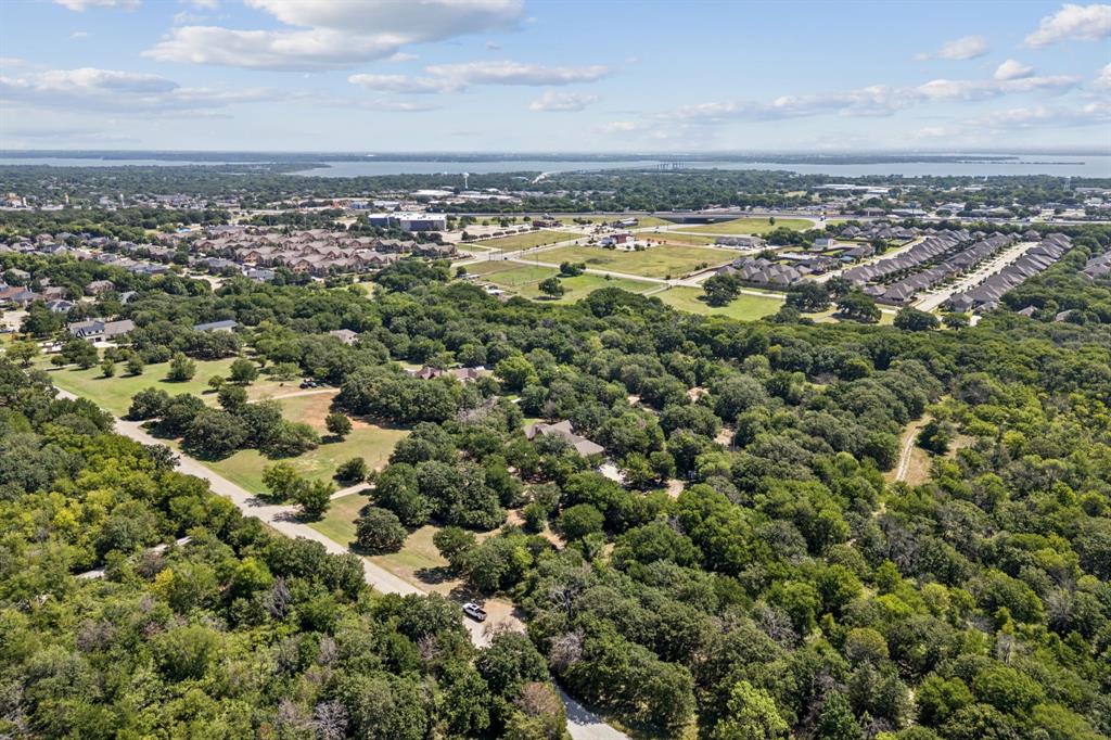 L Lithecum - Residential