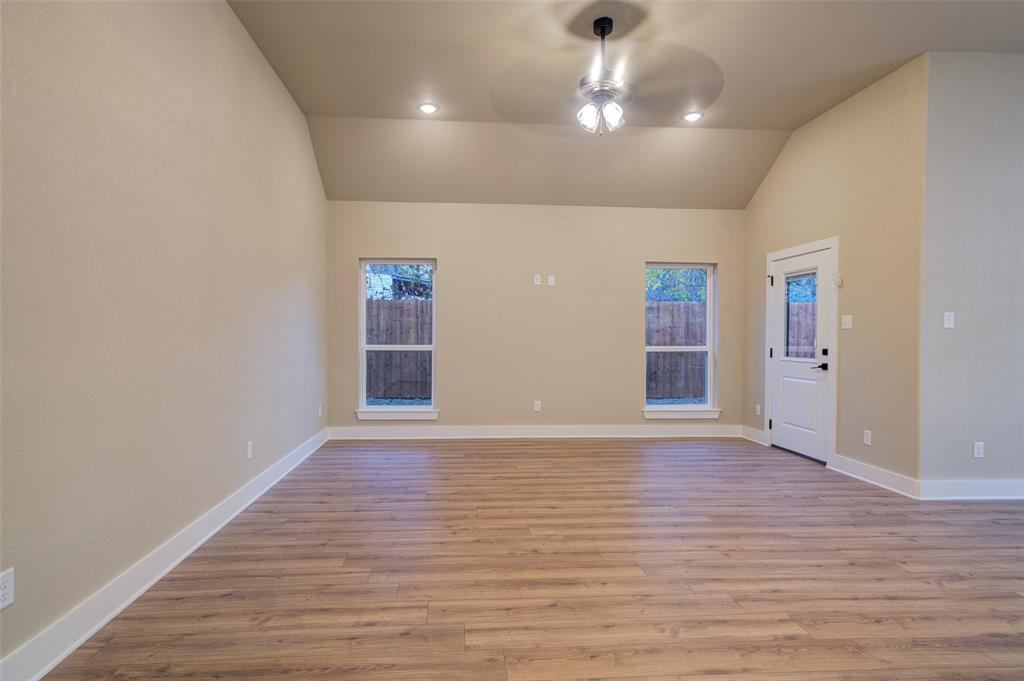 D2855- - TARLETON - Residential